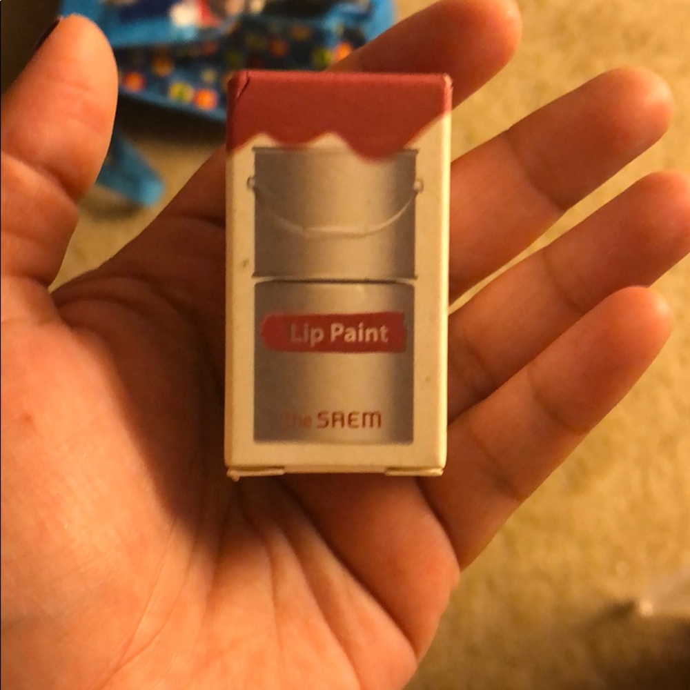 Saem lip paint in crimson red